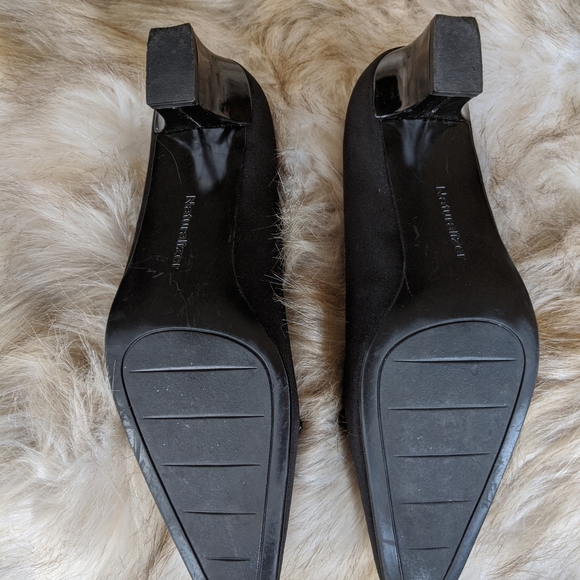 Naturalizer Women's Black Brushed Satin Pump  9.5 - Picture 6 of 6